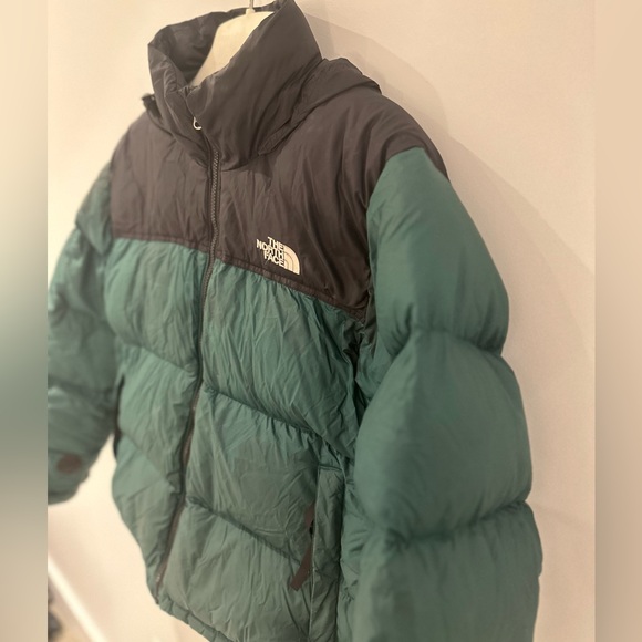 North Face Puffer Jacket Green - Picture 3 of 13